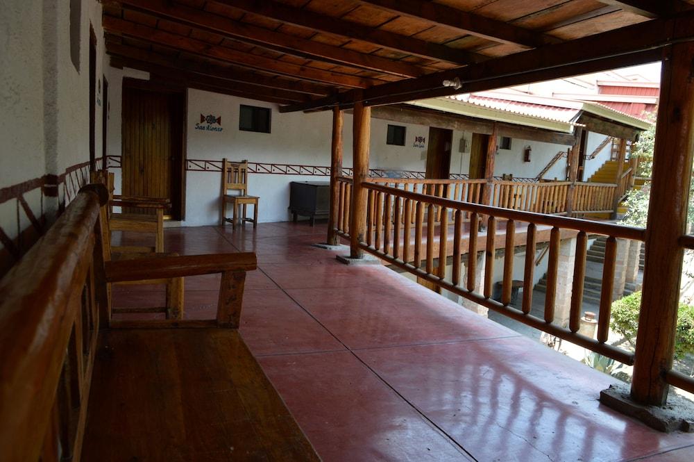 Hotel Divisadero Barrancas ภายนอก รูปภาพ